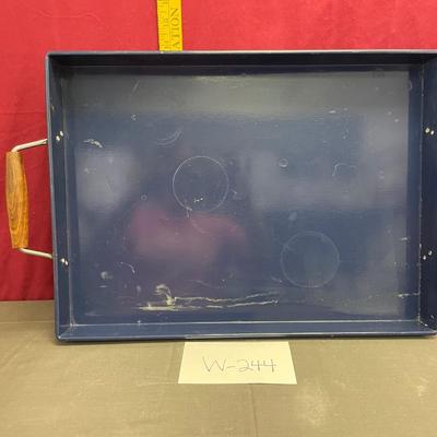 Blue tray