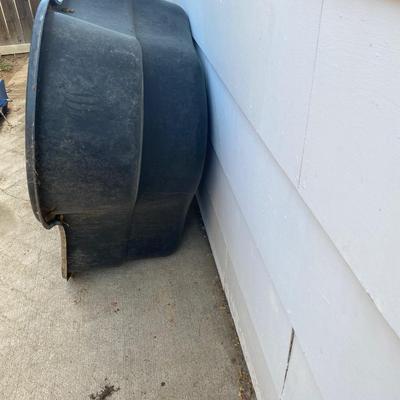 A 125 gallon fish pond good condition