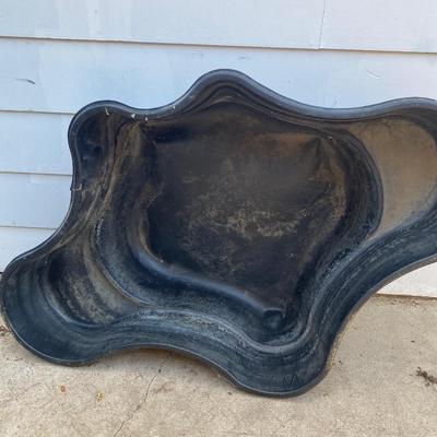 A 125 gallon fish pond good condition