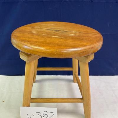 Spinning Stool