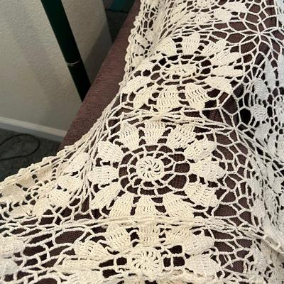 Gorgeous Lace Table runner