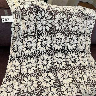 Gorgeous Lace Table runner