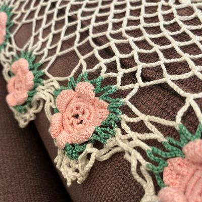 Rose edge Doilies