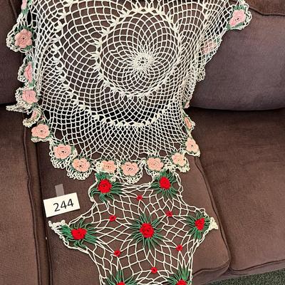 Rose edge Doilies