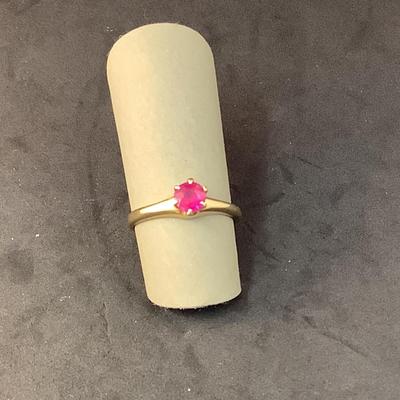 J1296 14kt Yellow Gold 6 prong Ruby Ladies Ring