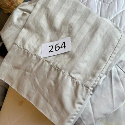 Royal Velvet Striped Gray sheet set