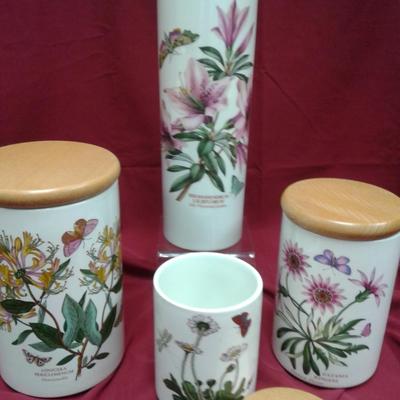 The Botanic Garden Canister Set