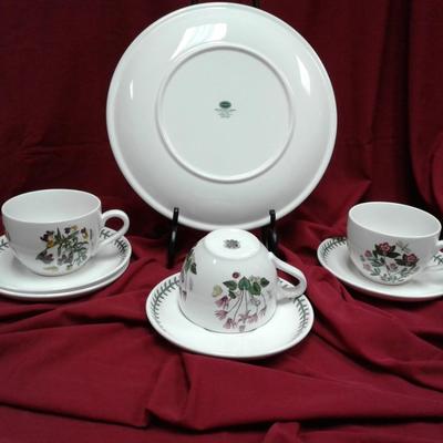 Botanic Garden Sandwich Tray with 3 Soup Bowls/Saucers