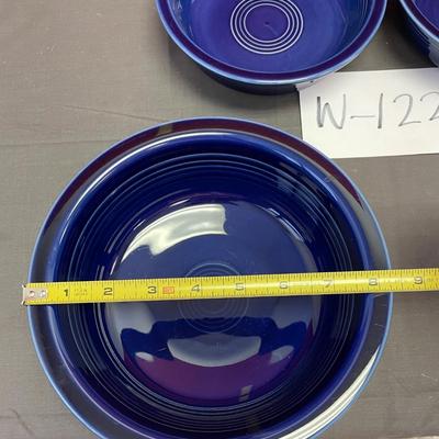 Fiesta-qt bowl & 4 cereal size bowls