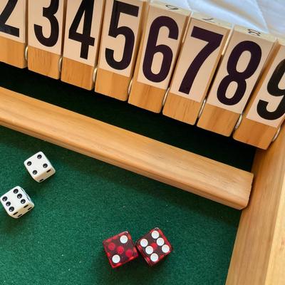 Shut the box Dice game with instructions