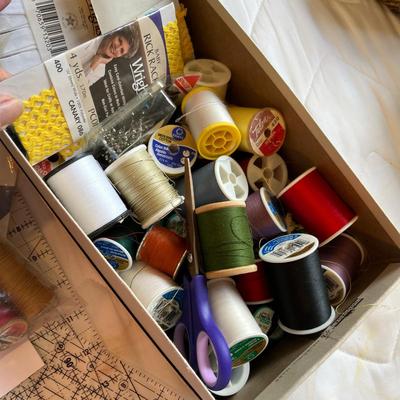 Lot of sewing items