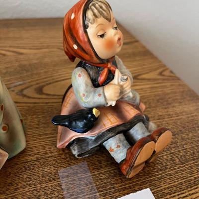 Hummell Girl reading Lot of 2