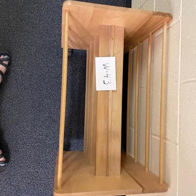 Shoe rack on wheels