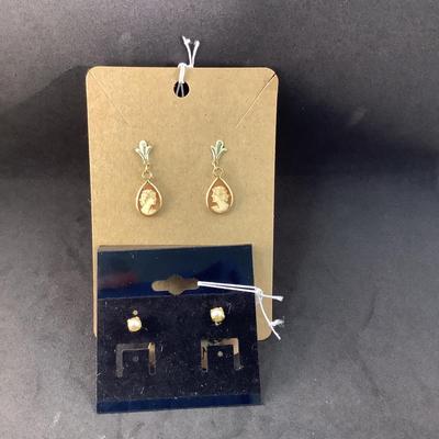 J1311 10k Yellow Gold Cameo Earrings & 14k Yellow Gold Pearl Earrings