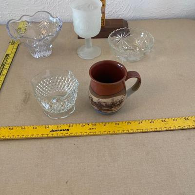 Assortment of glassware