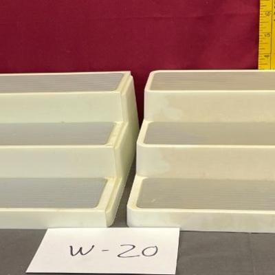 Set of 2 risers