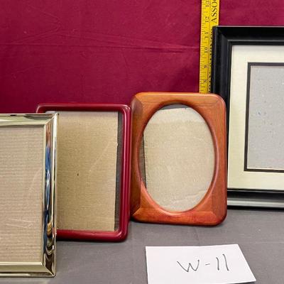 Set of 4 frames