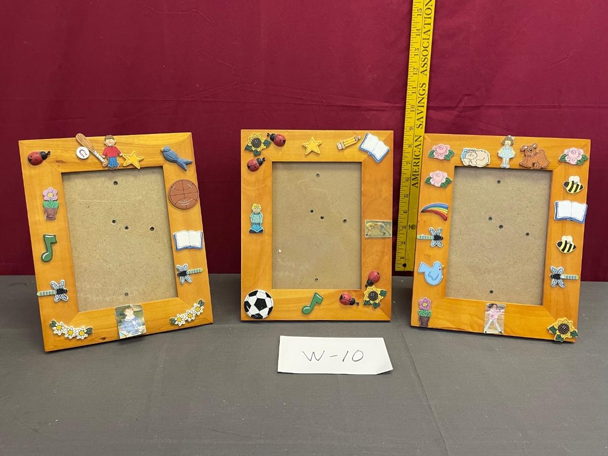 Set of 3 frames