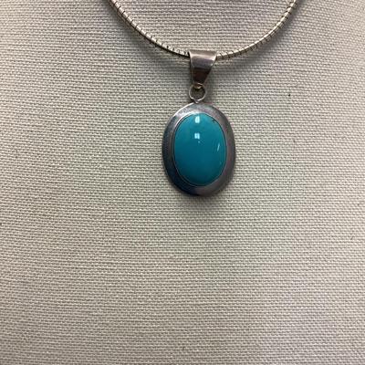 J1316 Sterling Silver 16" Omega Necklace with Turquoise Pendant