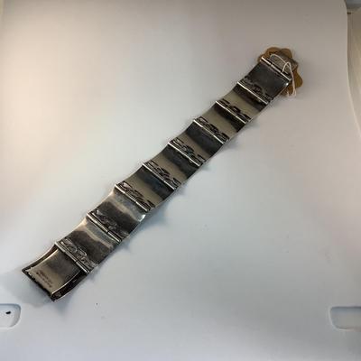 J1318 Vintage Sterling Silver Siam Link Bracelet