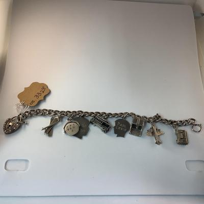 J1320 Vintage Sterling Silver Bracelet with Charms