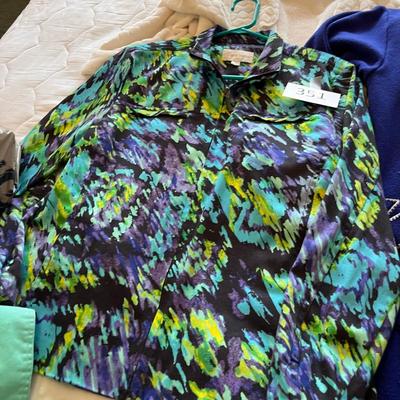 Lot of ladies clothes