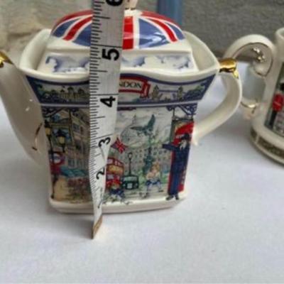 Sadler collectors London teapot