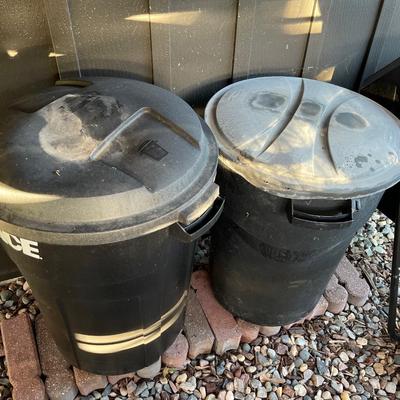 O17-Pair of large garbage cans