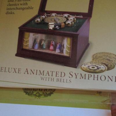 Gold Label Deluxe Animated Symphonium