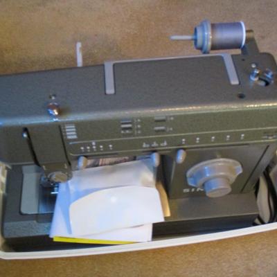 Singer Sewing Machine HD110