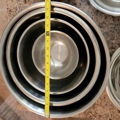 Lot of 7 Stainless Steel Mixing Bowls