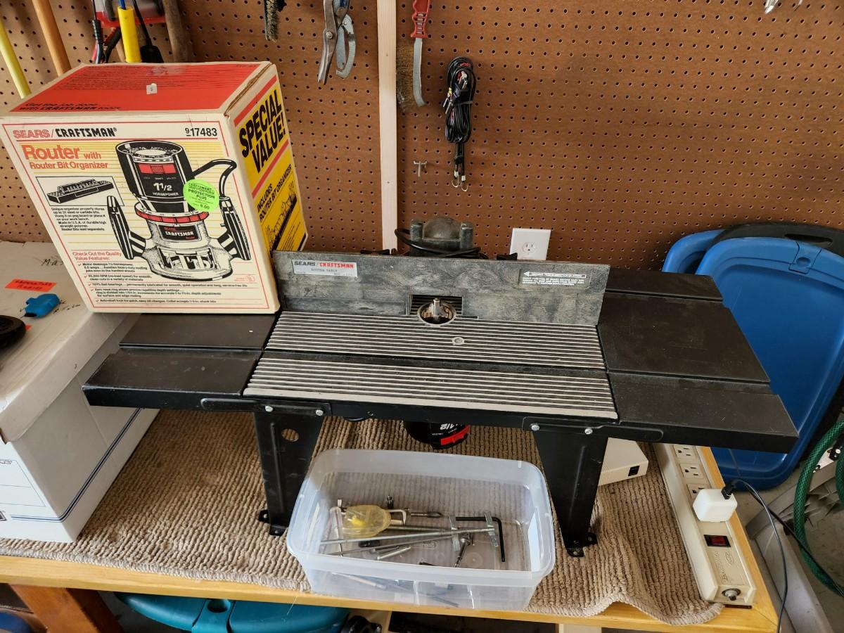 Sears Craftsman 1 1/2 HP Router with Table