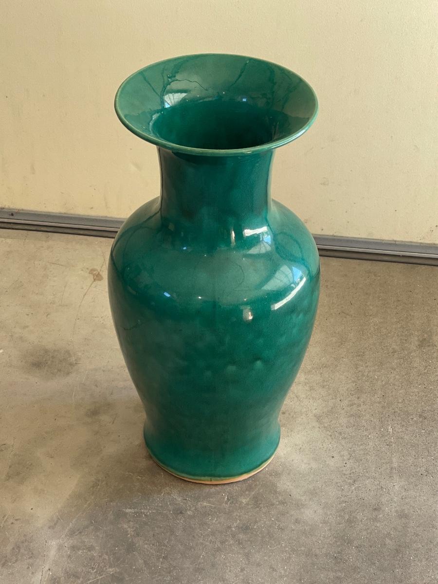 G38Large green vase