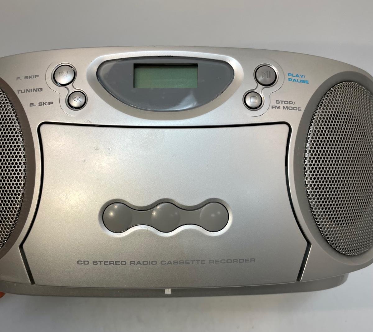 TruTech BoomBox AM-FM-CD And Cassette Player Model T250-B | EstateSales.org