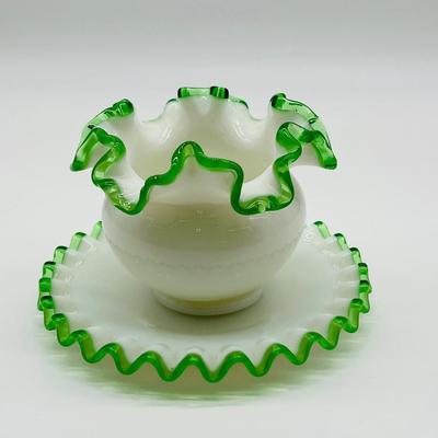 FENTON ~ Milky White & Emerald Green Ruffled Rim Vase Set
