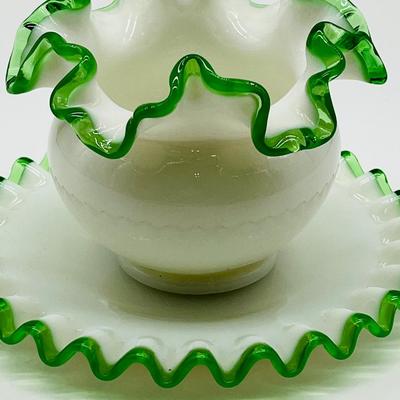 FENTON ~ Milky White & Emerald Green Ruffled Rim Vase Set
