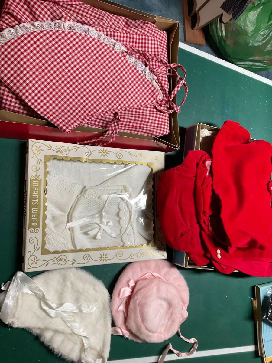 Vintage baby clothing | EstateSales.org