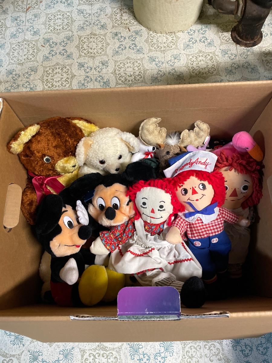 Stuffed Animals Lot Estatesales Org