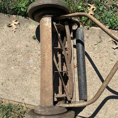 Vintage Vornado Reel Push Mower