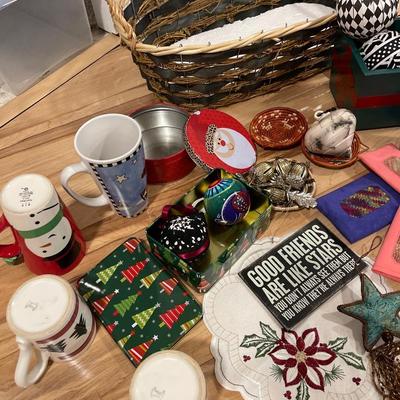 A9-Holiday Lot