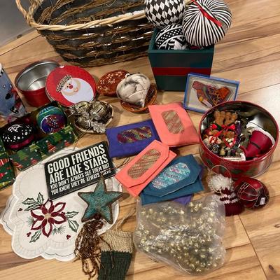 A9-Holiday Lot