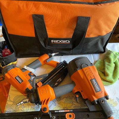 Rigid Framing and Trim Guns with Bag. Great Condition!