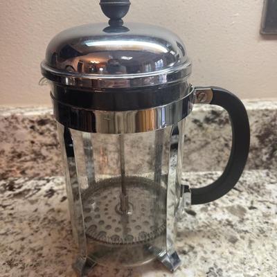 Bodum  French Press 6 cup coffee maker. Excellent condition.