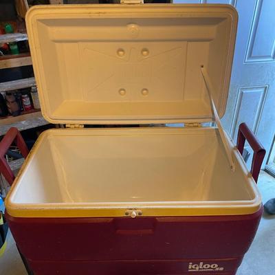 Igloo Legend 58 Cooler. Good Condition!