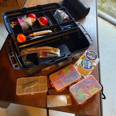 Small Tacklebox. Good Condition!