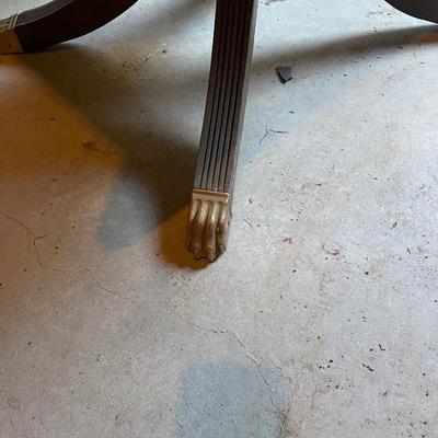 Queen Anne Era Drop Leaf Table. Good Condition!