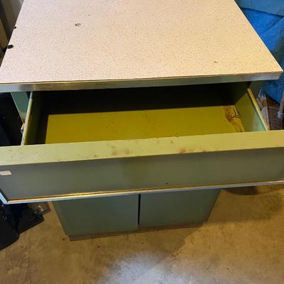 Vintage Steel Cabinet. Good Condition!
