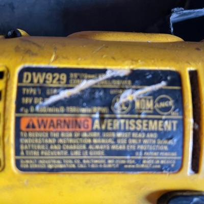 Dewalt DW929 18v Drill/Driver w/Battery, No Charger. Working Condition.