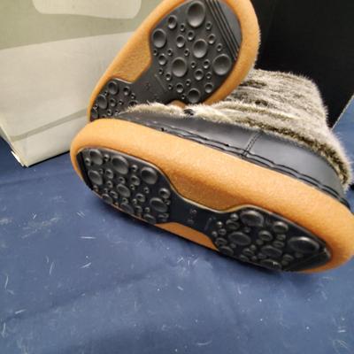 Kamik Boots - new in box