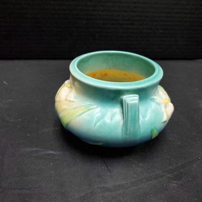 Roseville Pottery - Blue Iris Jardineire - Vase